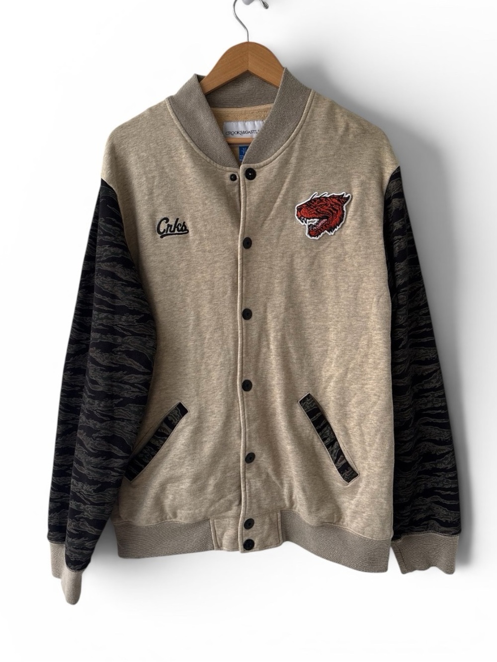 Crooks & Castles Tiger Patch Varsity Snap Front Jacket Camo Sleeves XL